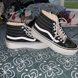 OLD SKOOL STACKFORM HIGHTOP womens 7 mens 5.5